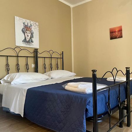 הוילה טאורמינה Casa Del Sole מראה חיצוני תמונה