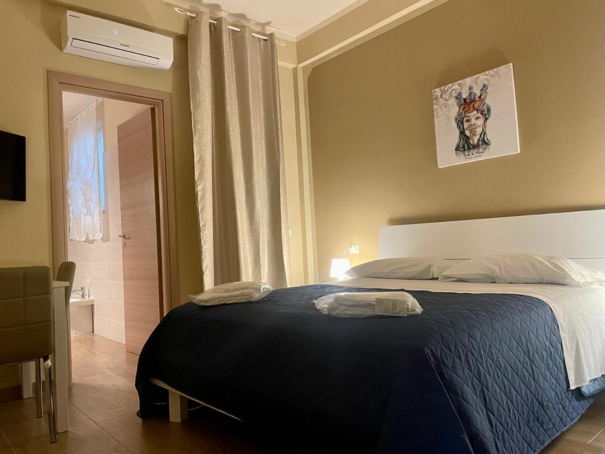הוילה טאורמינה Casa Del Sole מראה חיצוני תמונה